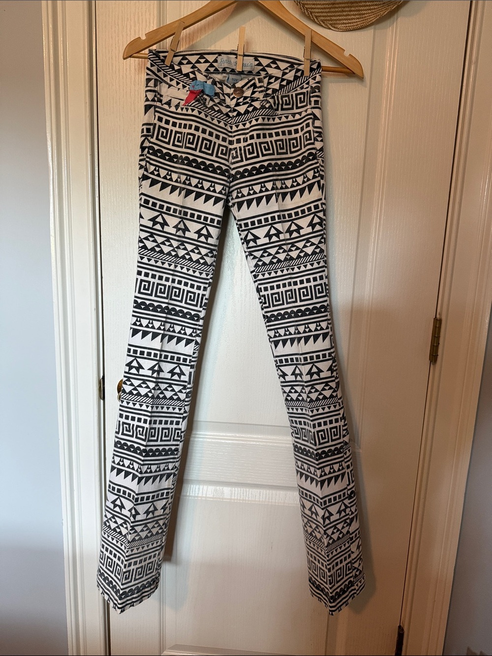 Ranch Dress’n Aztec pattern western jeans size 1